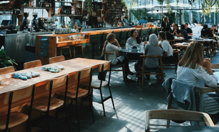 {"zh-CN":"餐厅 SEO 终极指南","en":"The Ultimate Guide to Restaurant SEO","it":"La guía definitiva para el SEO de restaurantes","es":"La guida definitiva alla SEO per ristoranti"}